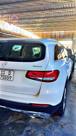 مێرسێدس بێنز GLC